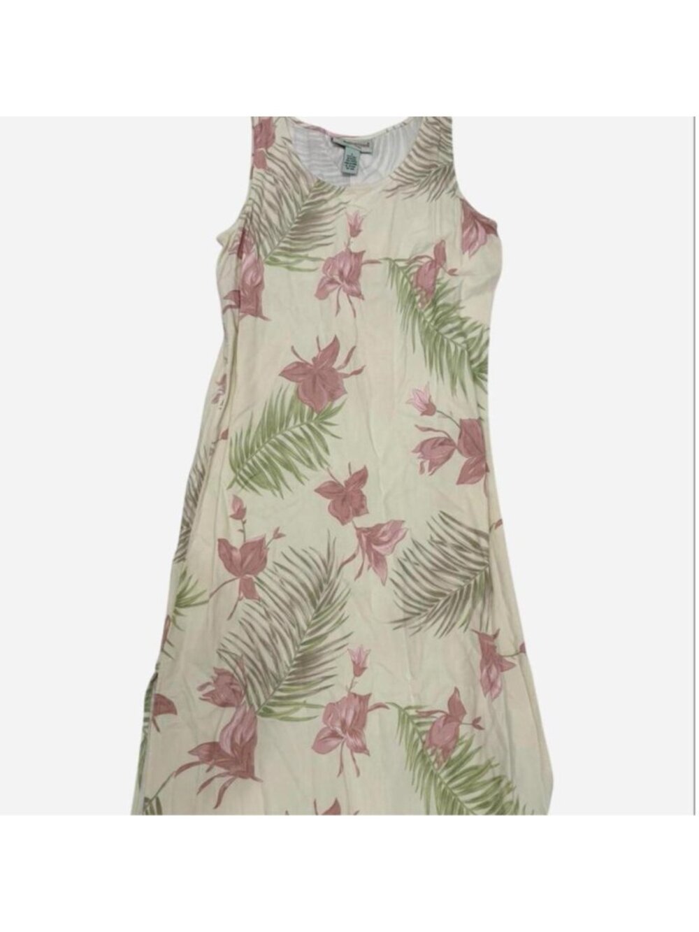 Pink and green vintage 90s / early 2000s floral...